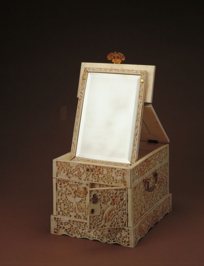 图片[1]-Ivory carved mirror toilet box-China Archive